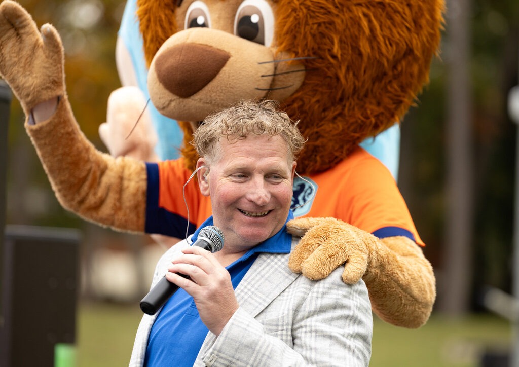 6084FC1B-732A-4BFD-ACCB-33DDABFCD149_1_105_c